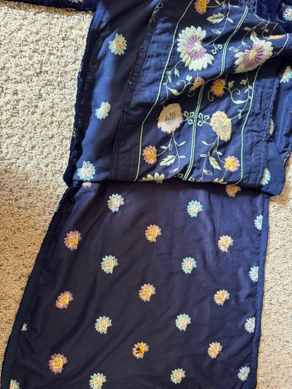 Monia's by Ally's Floral Embroidered Navy Velvet Tunic Dress Size S - Picture 11 of 16